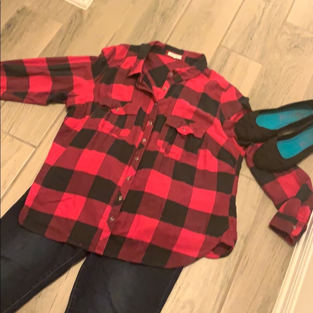 Comfy Maurices Pink and black flannel